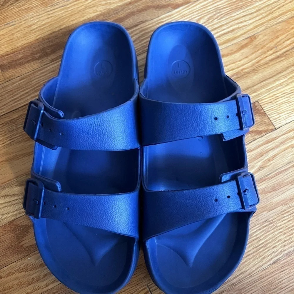 Purple sandals